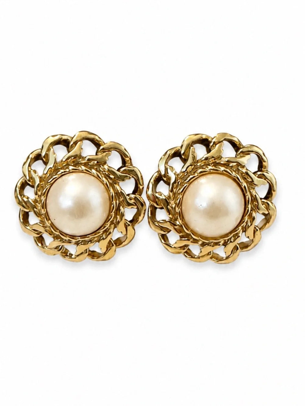 Vintage Trifari Gold Tone Faux Pearl Filigree Clip On Earrings